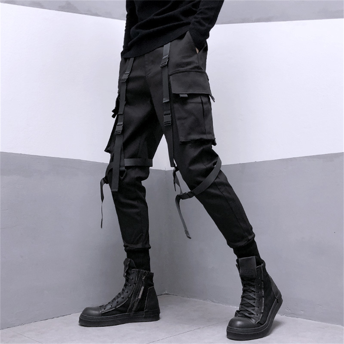 クールブラックカーゴパンツヒップホップジョガー男性ルーズハーレムパンツマルチポケットリボンメンズパンツズボンストリートスポーツパンツ男性