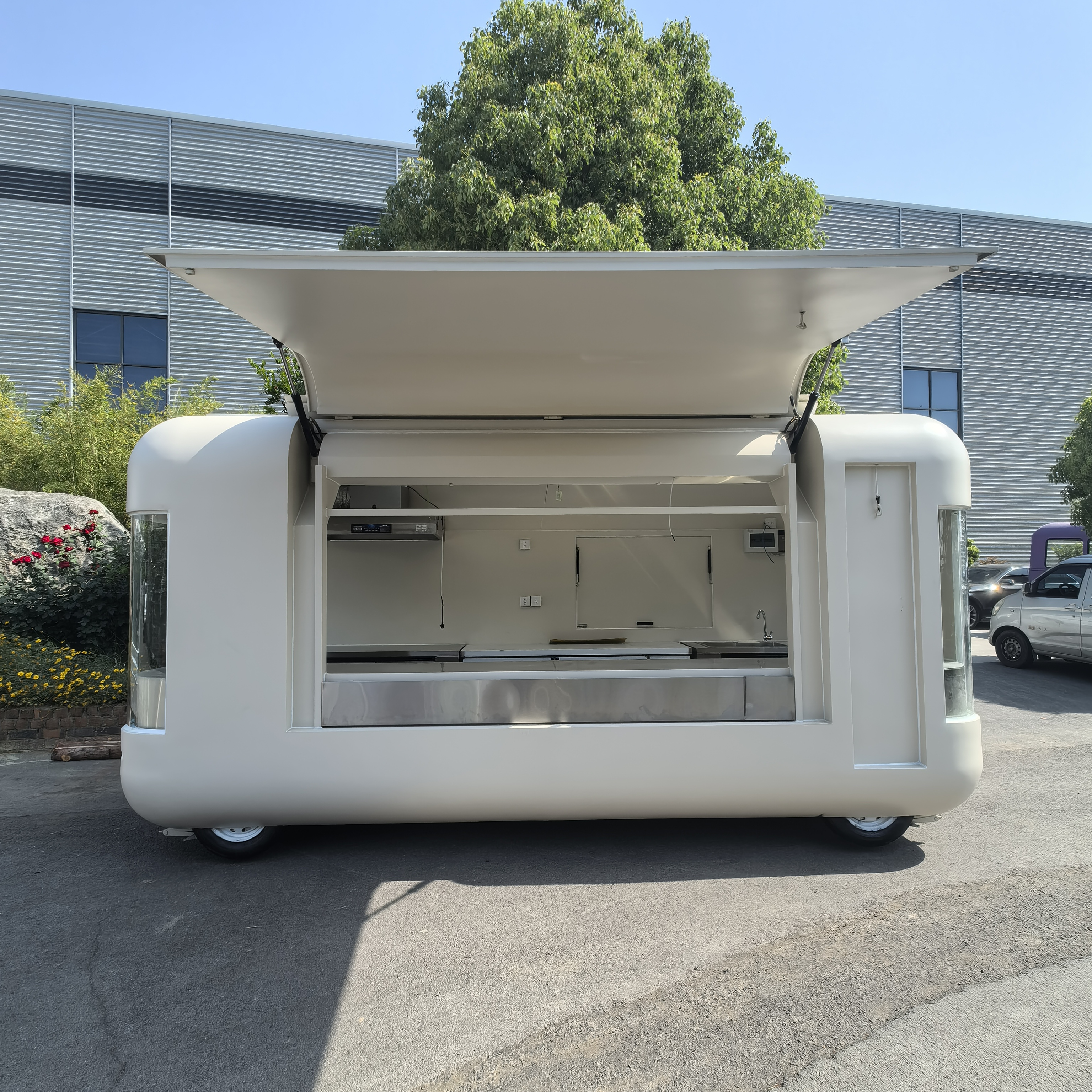 完全装備のキッチン多機能屋外ベーカリーワイナリースナック移動フードトラックアイスクリーム食品トレーラー