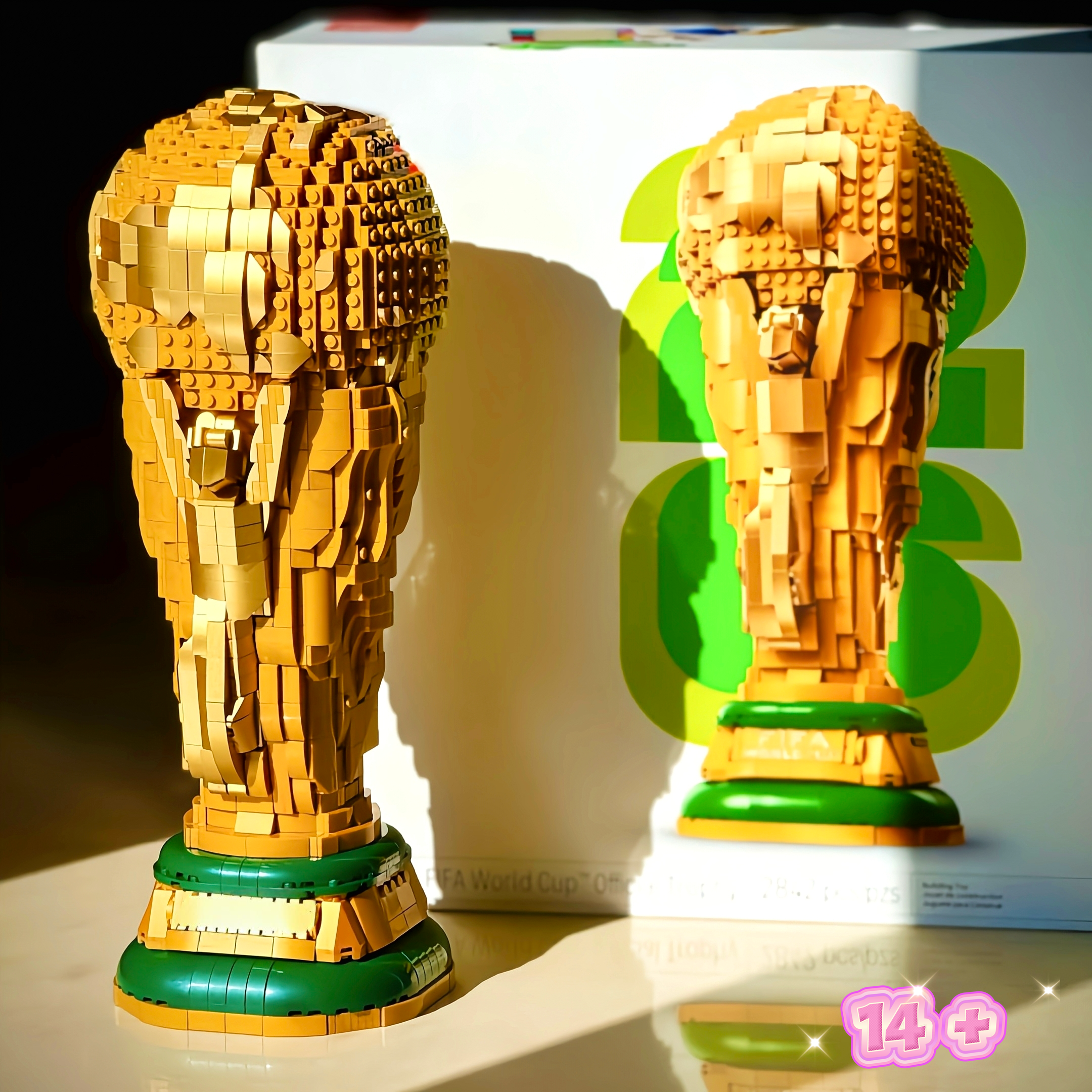 2026 人気の新 2842 個ゴールデンサッカーチャンピオンお土産カップレプリカデスクトップ装飾ビルディングブロックのおもちゃ誕生日ギフト