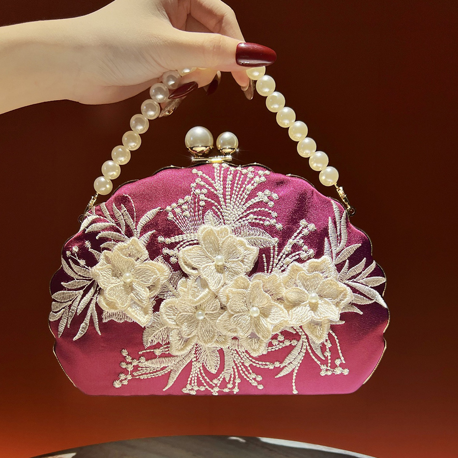 新しい中国風の豪華なチャイナ ドレス ハンドバッグ、刺繍の花とビーズのチェーン ストラップ付きエレガントなイブニング バッグ結婚式