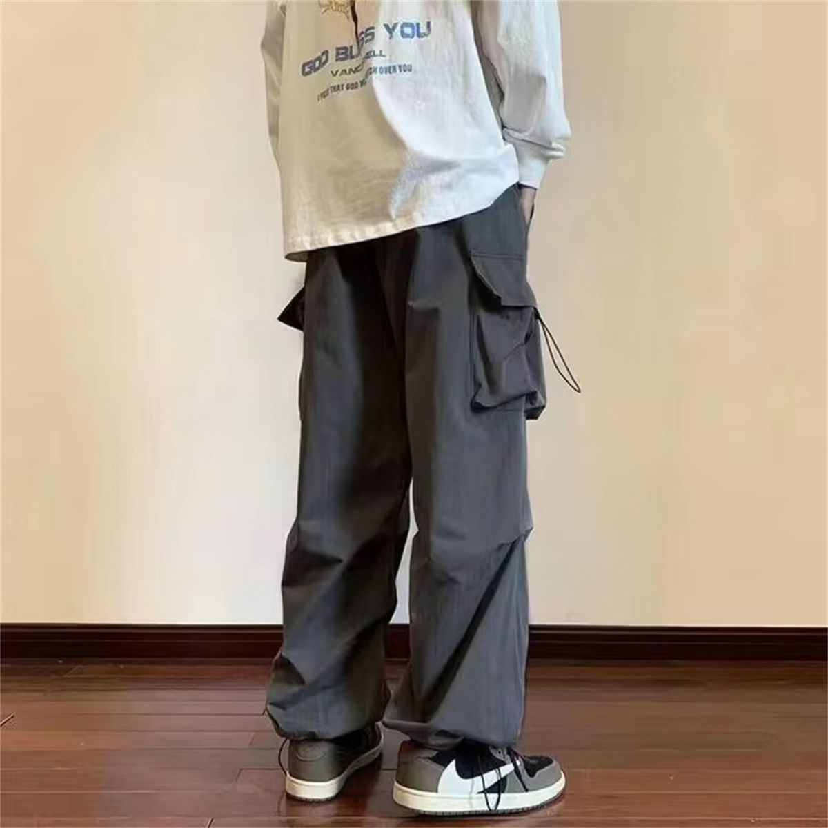Streetwear 2024 Spring Harem Casual Pants Men Elastic Waist Solid Color Cargo Pants Multi Pocket Loose Baggy Pants For Women