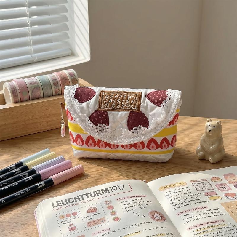 かわいいイチゴのパッチワークハンドバッグ女性用高級甘いケーキバッグかわいいトート財布毎日のショッピングやピクニックに