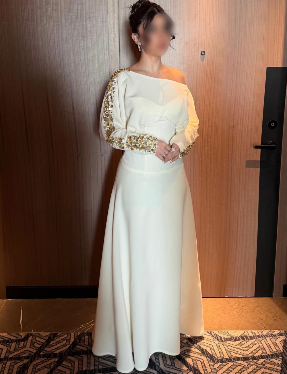 カスタマイズされた絶妙なジャージプリーツスパンコール A ラインオフショルダーロングイブニングドレス高級 2025 フォーマル