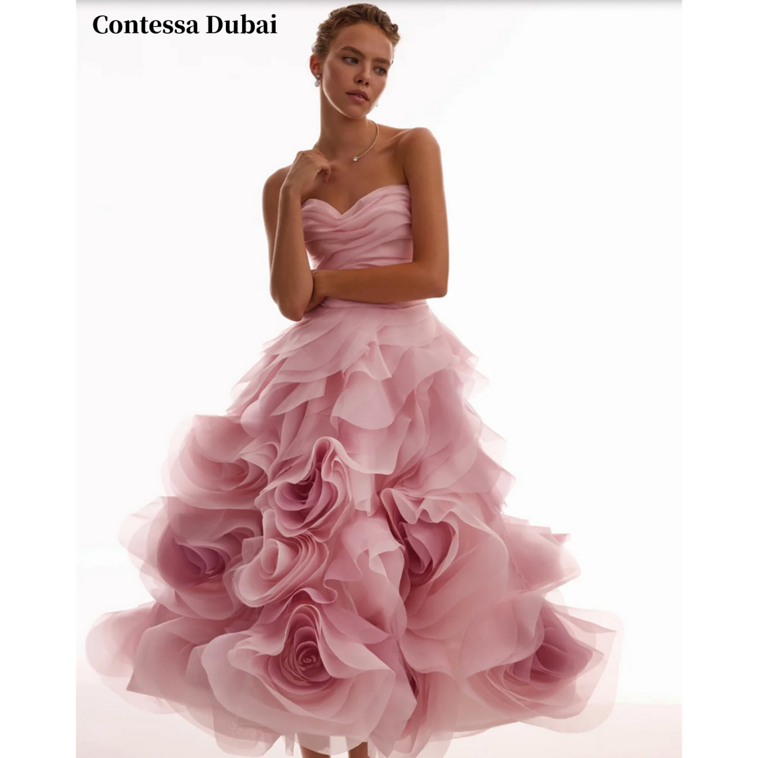 Contessa カスタムピンクストラップレスイブニングドレス恋人シャーリングウエディングドレス 3D ローズ Vestidos デノーチェオーガンザフォーマルイブニング