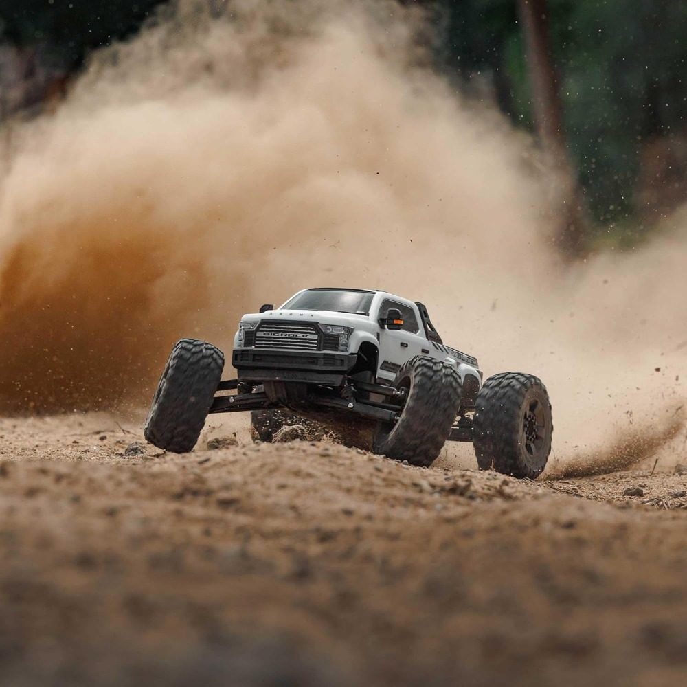 1/7 スケール 6S 4WD ブラシレス RC モンスター トラック RTR すぐに実行可能 ホワイト ARA7612T3 ホテル ベッドルーム セット