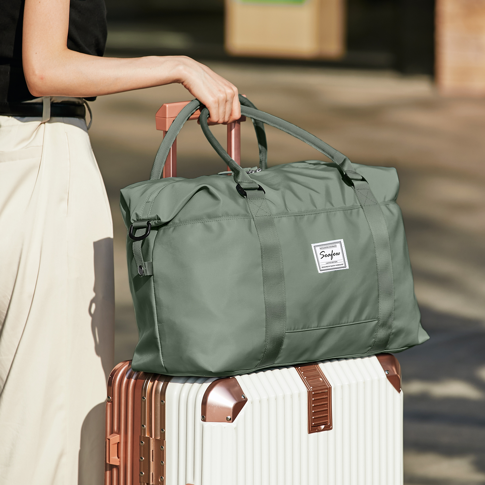 Easyjet キャビンバッグ 45x36x20 トラベルバッグ男性女性大容量手荷物短距離旅行週末旅行一晩バッグダッフルバッグ