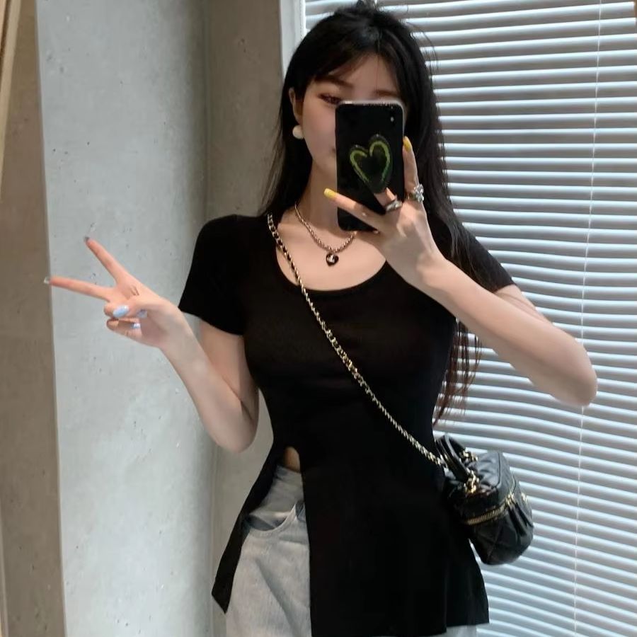レディースストレートショルダーTシャツ：スリムフィット、スリムなミッドレングススリーブ、ラウンドネック半袖トップ、ソフトで通気性のあるサマーバス