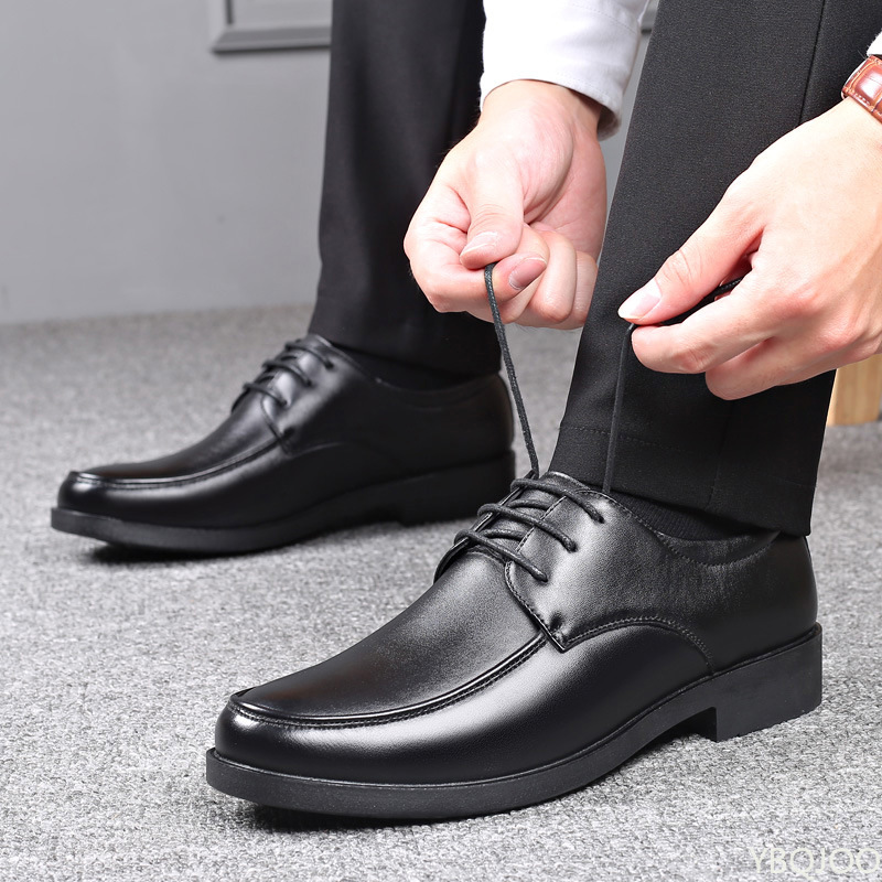 メンズフォーマルスキンシューズカジュアルファッションメンズスニーカーソーシャルエレガントトレンドフラットzapatos春秋の新メンズビジネスシューズ