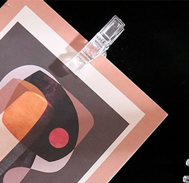 20個入り/箱　オフィス・学校用文房具・製図ピン　耐久性のあるプラスチック製画鋲クリップ