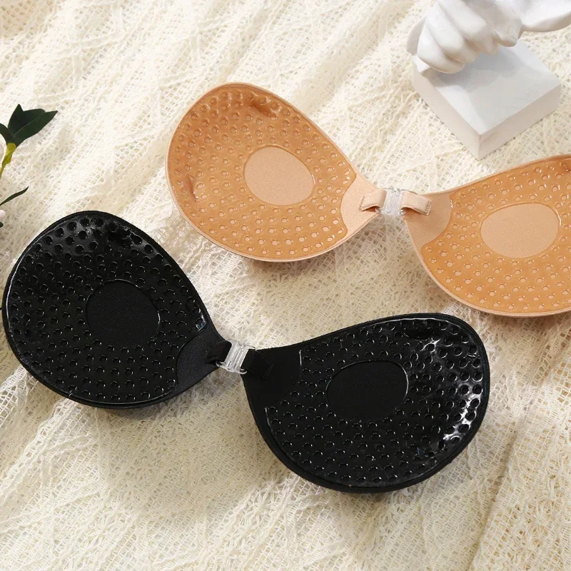 厚み 5 センチメートルセクシーな女性通気性粘着ブラジャーシリコーン乳首テープフロントプッシュアップブラジャー再利用可能な目に見えないストラップレス胸ステッカー