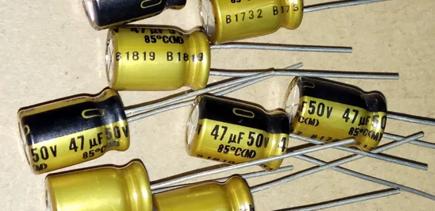 オーディオ用電解コンデンサー 50V 47μF 銅リード FGシリーズ ファインゴールドサインバージョン