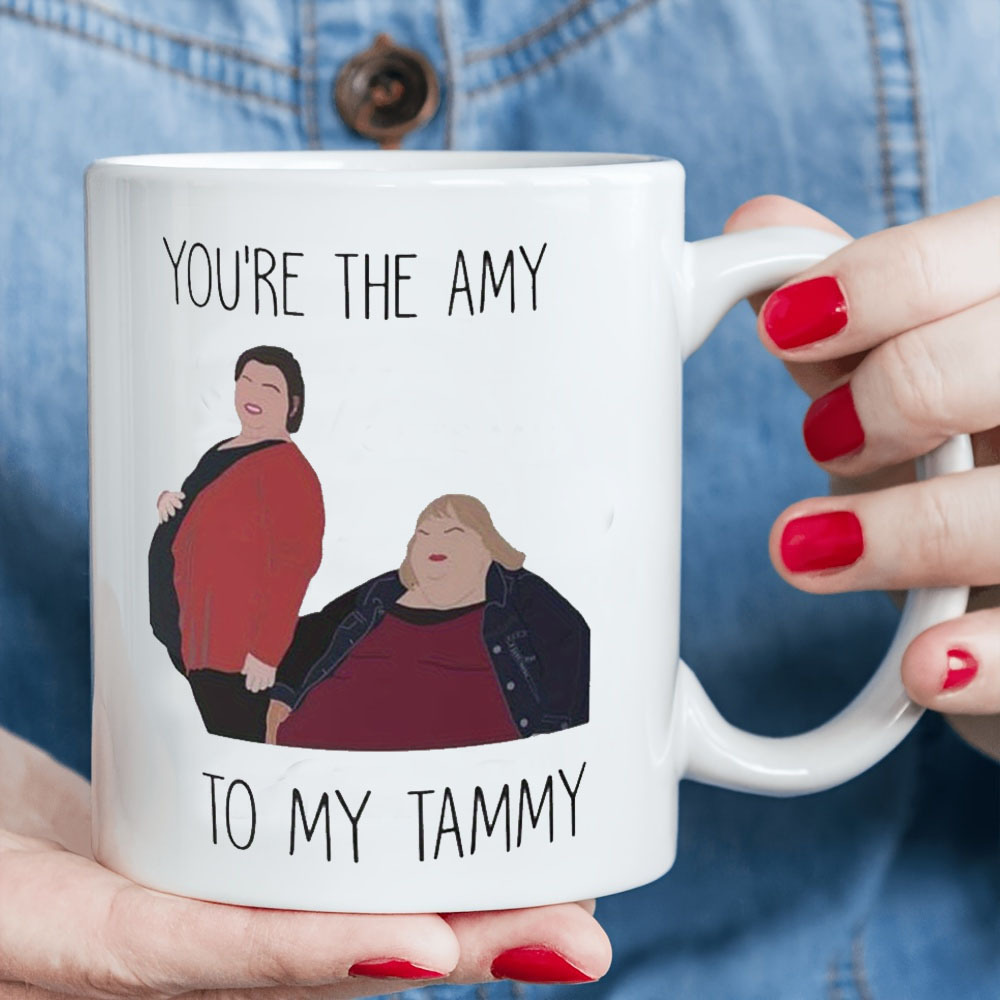 You Are My Amy マグ - 1000 ポンドの姉妹ギフト 彼女や彼へのギフト - 11オンス コーヒーマグ 心のこもったデザイン 食器洗い機対応 ホワイト ティームー