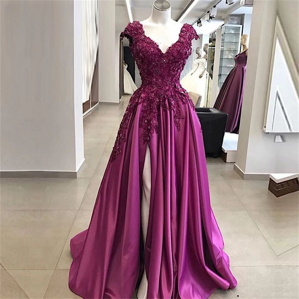 エレガントなパープル V ネックサテンイブニングドレスノースリーブアップリケサイドハイスプリット Vestidos de noche A ラインレースフォーマルイブニング 2025