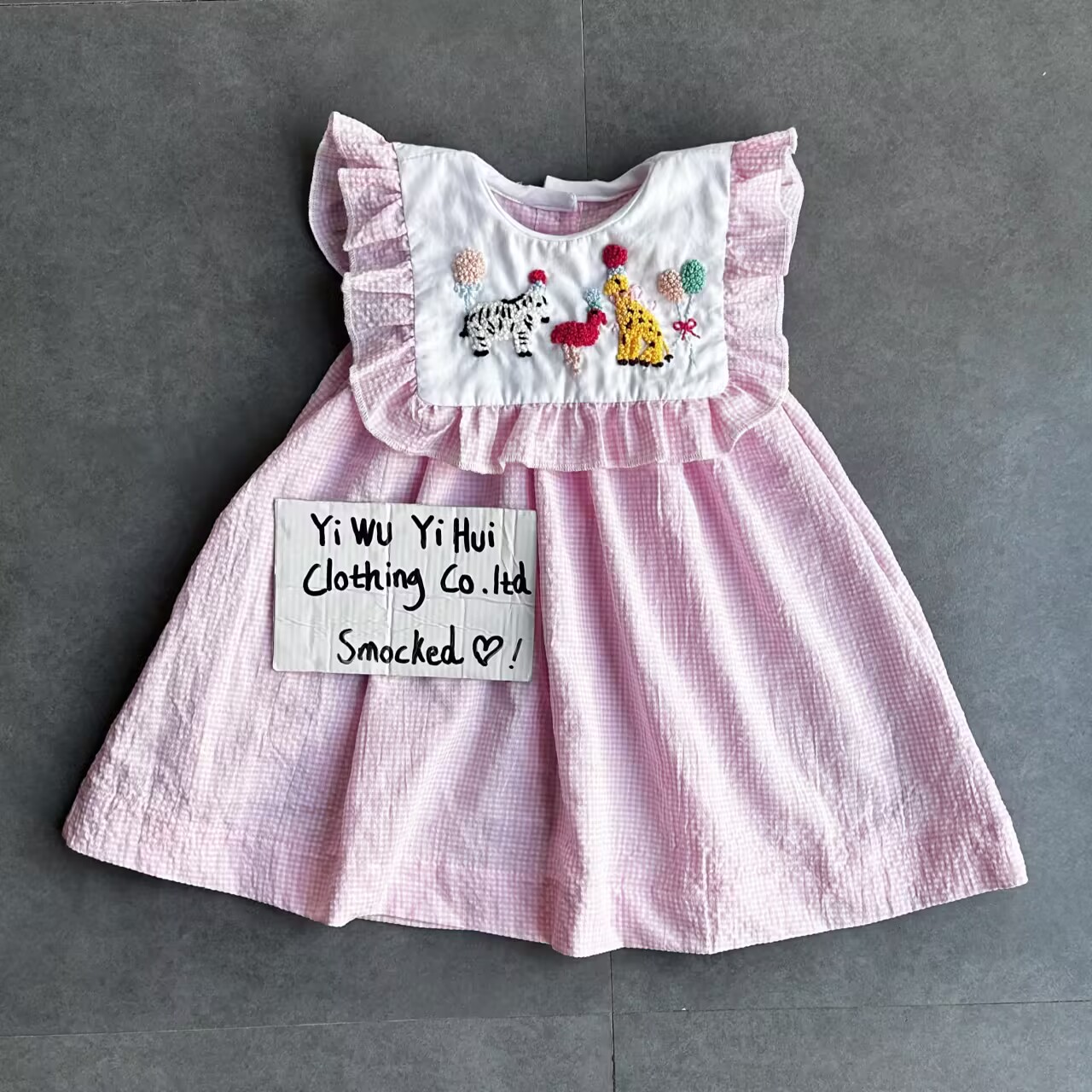 ハンドスモック女の赤ちゃんノースリーブドレスピンクギンガムフリルトリム純粋に手作りのフレンチノット刺繍