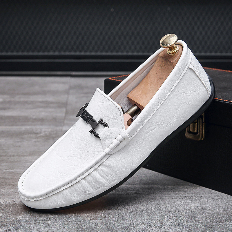 男性靴カジュアルメンズローファーモカシンデザイナースリップオンボートシューズ高品質 Chaussure オム