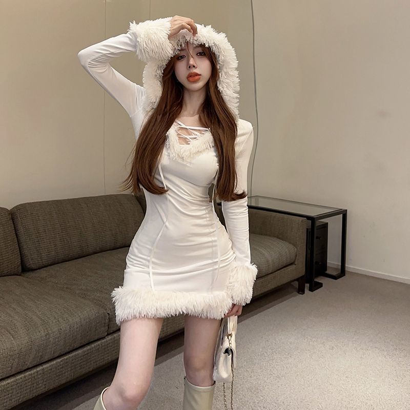 かわいい毛皮のような白いボディコンミニドレス女性秋長袖フード付きパーティークラブドレススキニーパーティーストリート冬