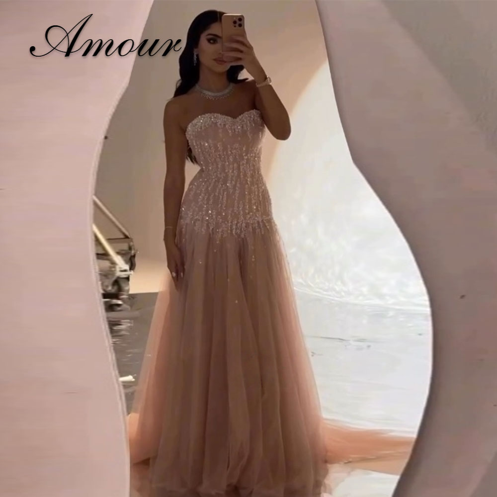 Amour カスタマイズされた高級サウジイブニングドレス A ラインノースリーブ恋人ビーズスパンコール床の長さのセクシーなパーティードレス 2026