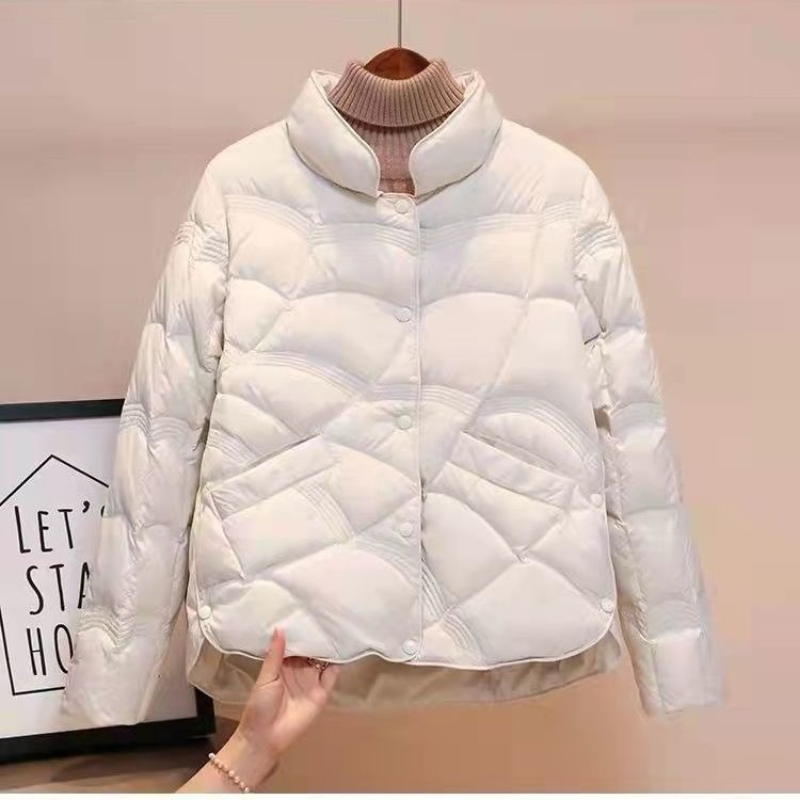 秋冬の女性のファッションスタンドカラーダウンコート超軽量綿入りジャケットジャケット防風女性フグパーカー