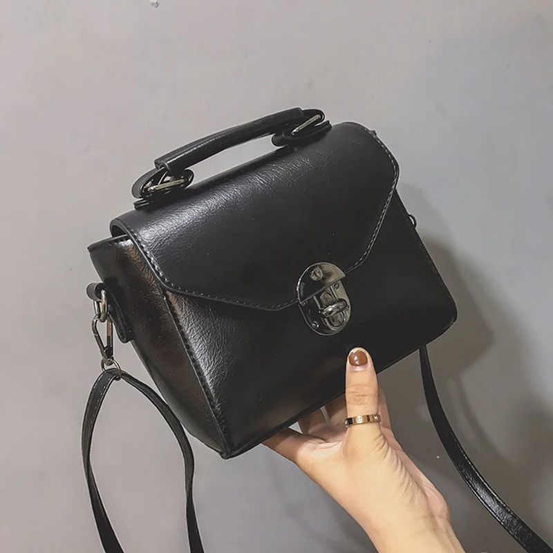 小さな正方形のバッグ女性のファッションソリッドカラーデザイナークロスボディショルダーバッグヴィンテージ Pu レザーハンドバッグ女性バッグボルサ