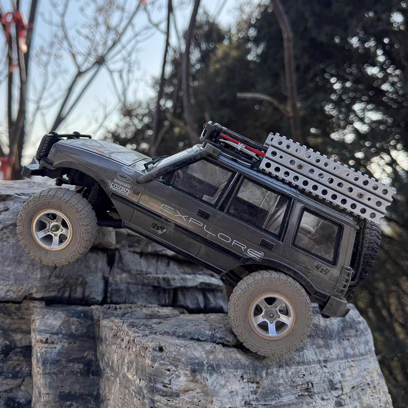 LR1801 JXC 1/18 4WD RTR RC オフロードカープロフェッショナル全地形万能車両クライミングトラックロッククローラーバギーのおもちゃ大人のギフト用
