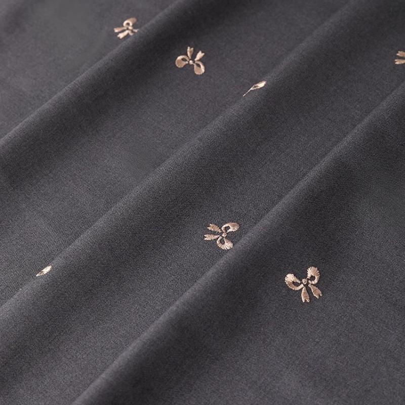 三次元弓刺繍生地チャコールグレードレススーツプリーツスカート DIY ソフト耐久性のある非弾性衣類生地