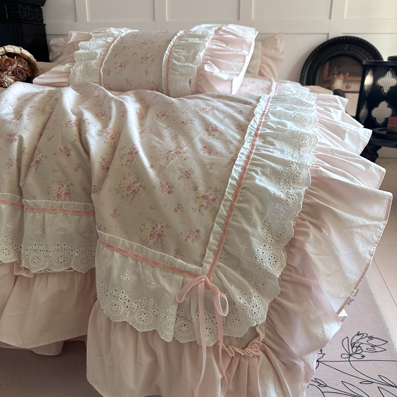 ピンクの花の二重層レースフリル綿 100% 寝具セット布団カバーセットベッドシーツ/ベッドスカート/ボックスシーツ枕カバー 4 個