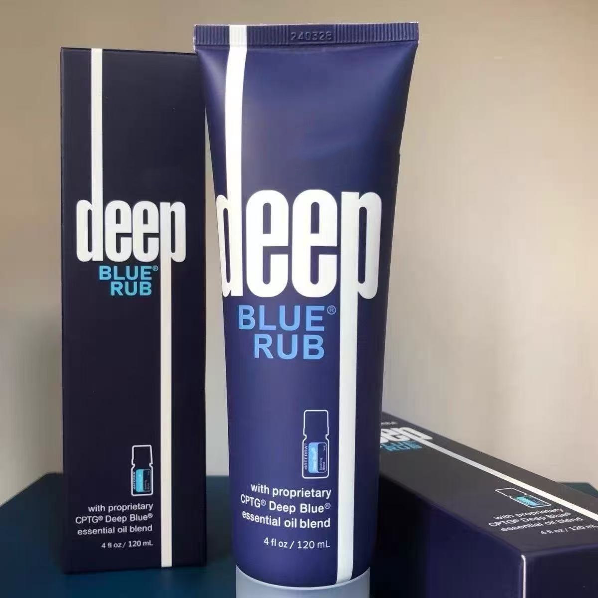 ディープ ブルー ラブ ウィズ 独自のエッセンシャル オイル ブレンド 120ML メイクアップ ブラシ