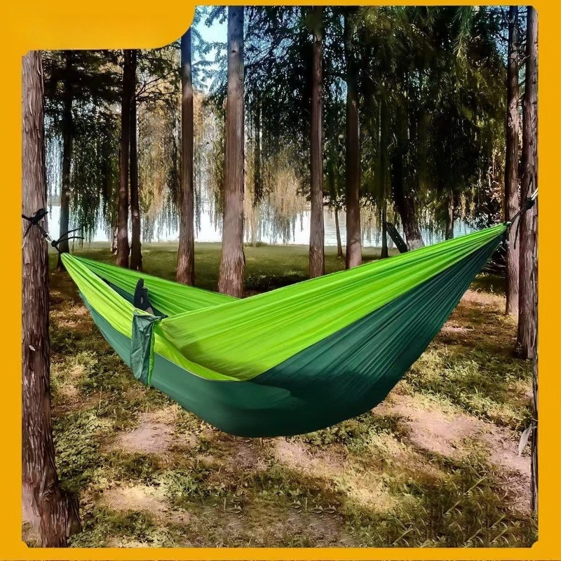 シングルダブルレクリエーションパラシュート布ハンモック屋外シンプルスイングアンチロールオーバーキャンプポータブルナイロンハンモック