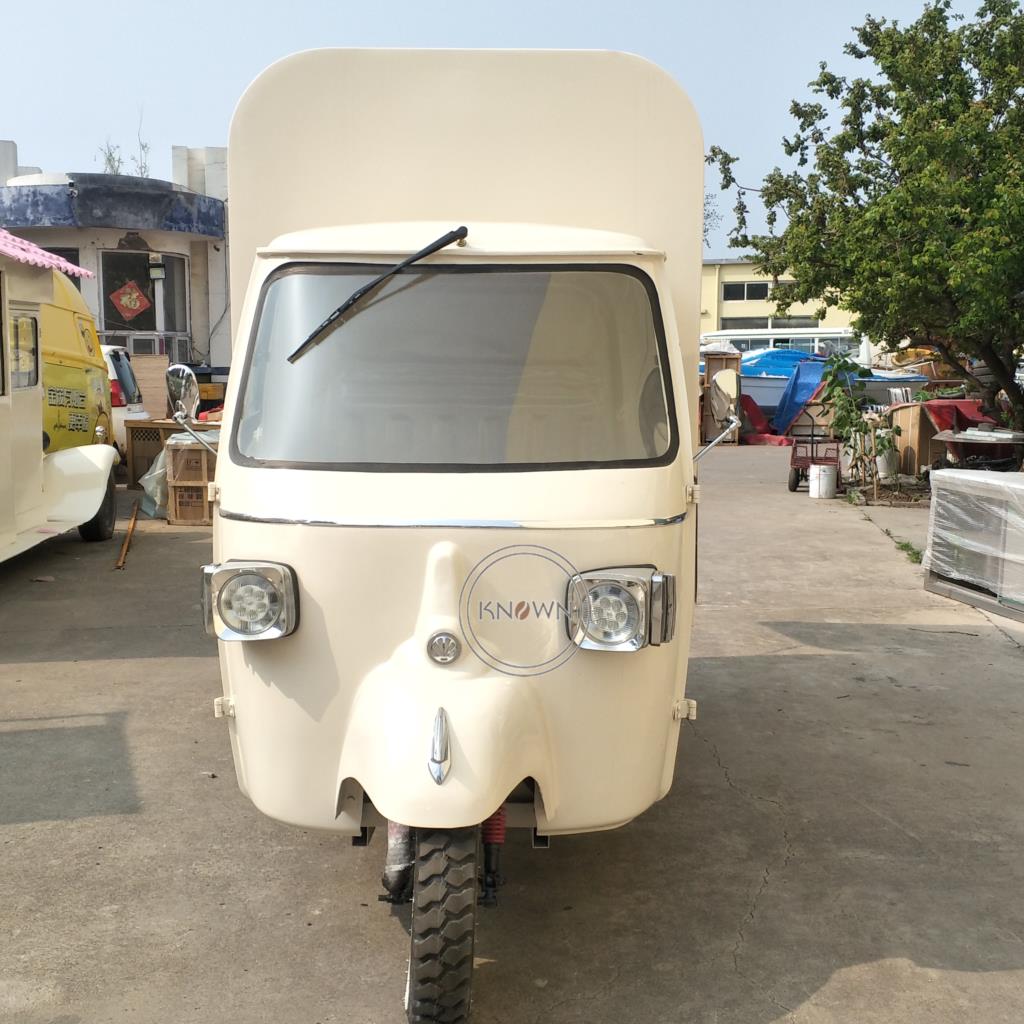ヨーロッパモバイル電動大人用三輪車ジュースアイスクリームトラックキオスクバンビールバートゥクトゥク販売用食品カートスナックとドリンク