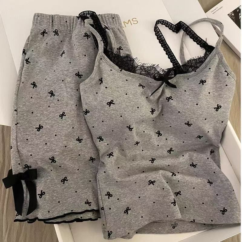 女性の夏のスーツ女性のパジャマセットズボンセットパジャマスパースターパジャマ女性ショーツホーム服睡眠ラウンジ下着