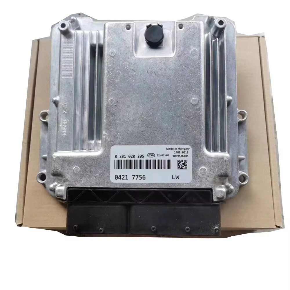 0281020205 04217756 オリジナル新エンジンコンピュータボード ECU 電子制御ユニット Dachai Deutz エンジン