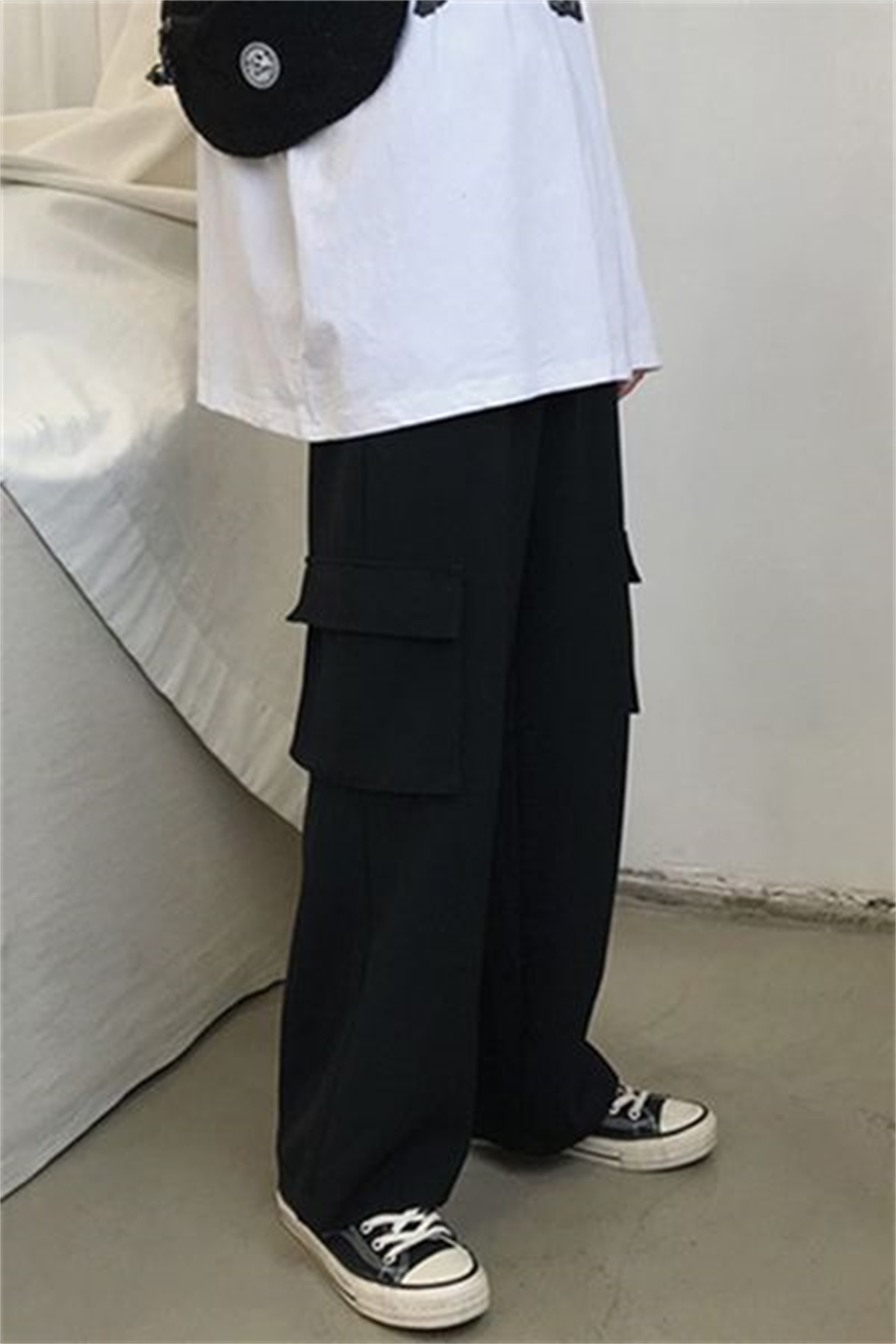 黒人男性のヒップホップカーゴパンツカジュアル夏ソリッド複数ポケットズボンクールリボン Techwear 学生スウェットパンツ男の子