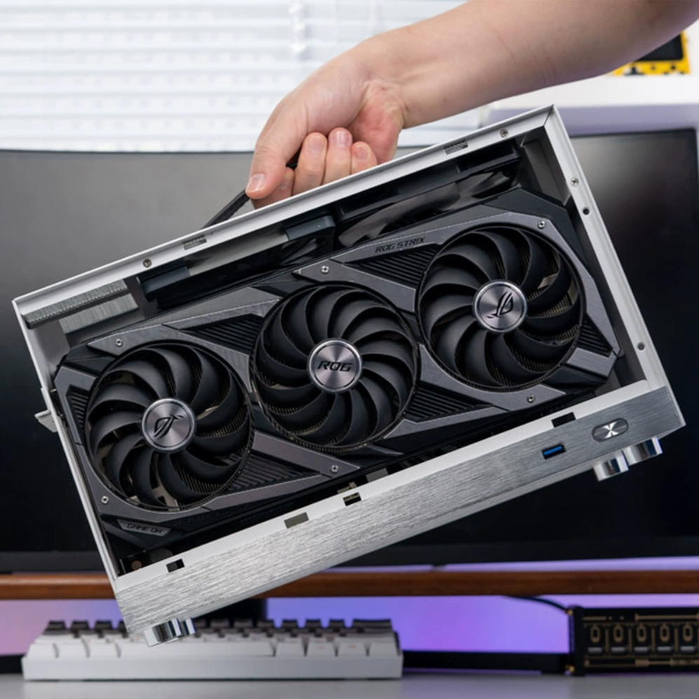 Shiny Snake S400 10.8L MESH ITX シャーシ - PCI-e ライザー ケーブル付属、337mm GPU、67mm ラジエーターをサポート、U3 バージョン