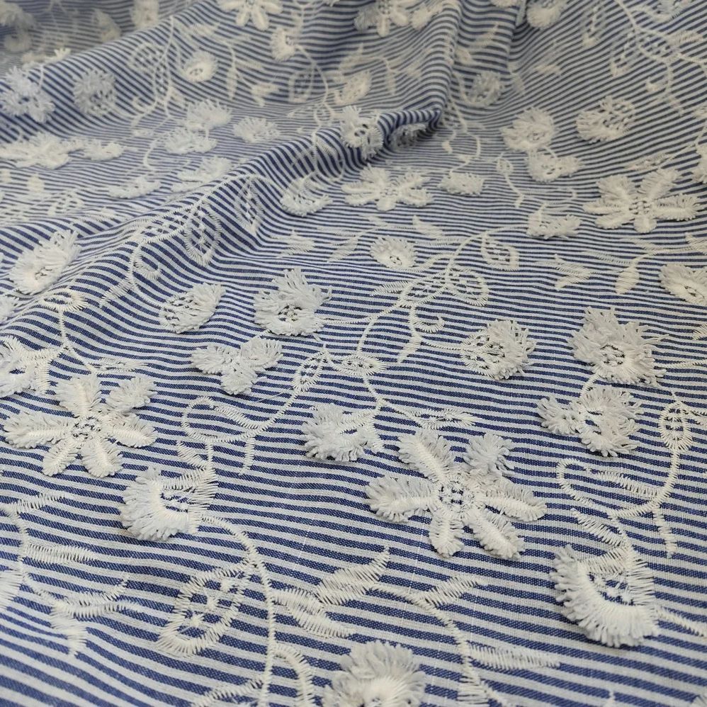 2024 Latest Lace Fabric High Quality 3D Floral Stripes Cotton Embroidered Dubai Lace For Shirt Dresses Fabric Sewing By Meter