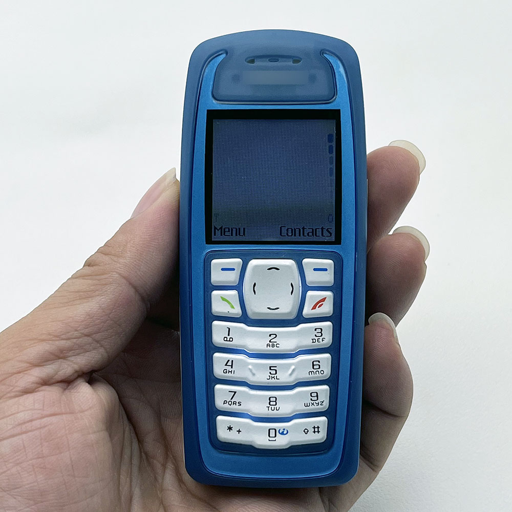 オリジナル 3100 携帯電話 2G GSM 900/1800/1900 携帯電話ロック解除 2003 年にフィンランド製。英語キーボードのみ。