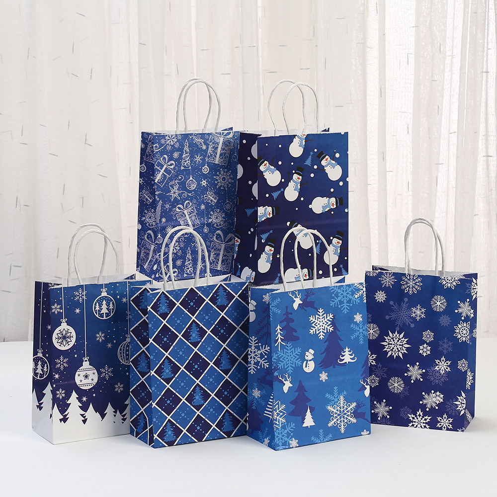 30 個メリークリスマスクラフト紙ギフトバッグスノーフラワー雪だるまクリスマスツリーパーティーギフト包装 Accessoriesa ギフト紙ハンドバッグ