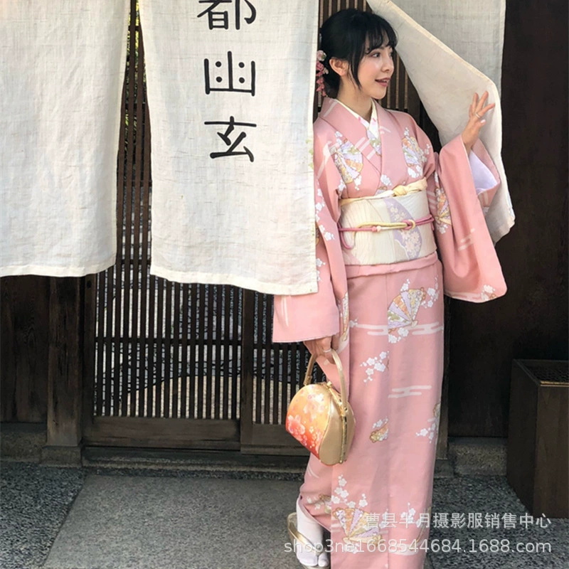 着物女性日本の着物カーディガンコスプレシャツブラウス日本の浴衣女性の夏のビーチの写真撮影の服着物