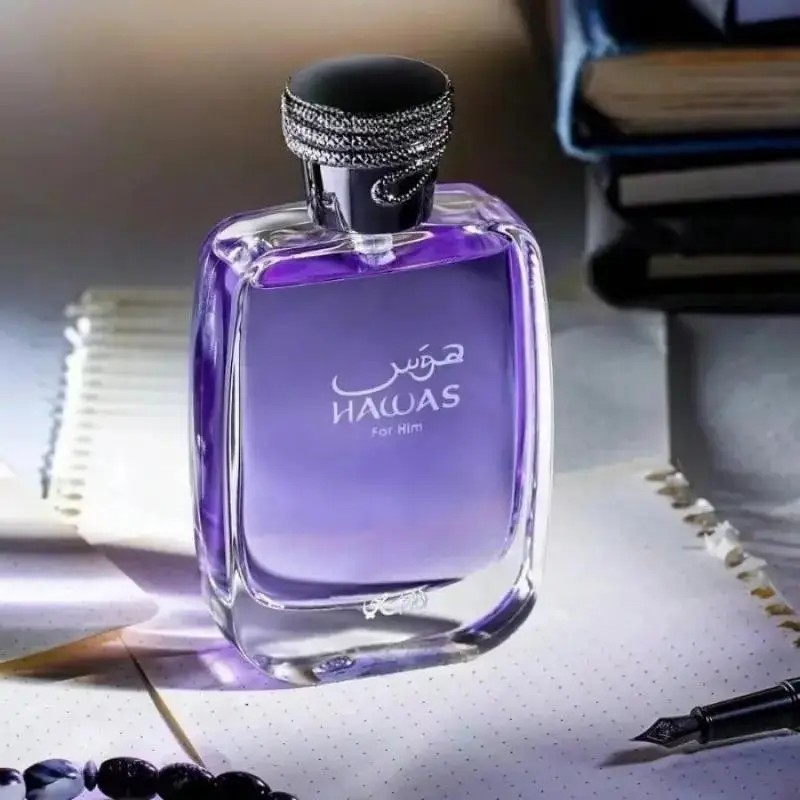 Hawas For Him 男性用香水 アロマ香水は 3.4oz100ml で、香りが持続し、あらゆる会場に適しています。