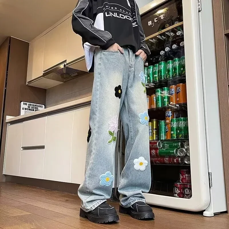 Y2K ヴィンテージ花刺繍ジーンズ男性のためのハイストリートだぶだぶストレートワイドレッグデニムパンツ秋のデザインヒップホップファッションジーンズ