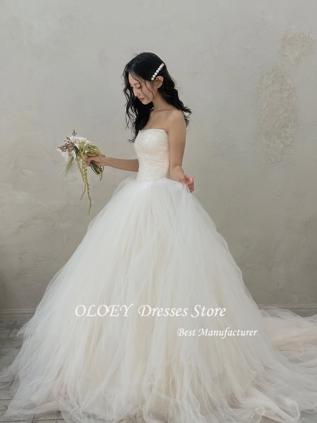 OLOEY プリンセス A ラインチュール韓国ウェディングドレスストラップレス花嫁の写真撮影のドレスカスタマイズされた床の長さふわふわロング花嫁ドレス