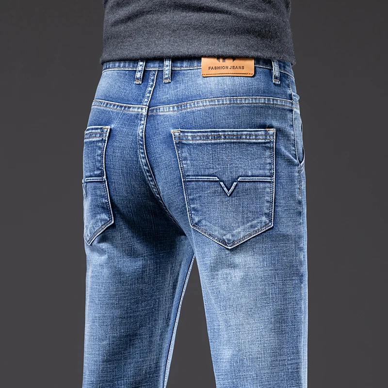 新しいメンズスリムストレート弾性ジーンズファッションビジネスカジュアル快適なソフトデニムパンツ高品質メンズデザイナー服