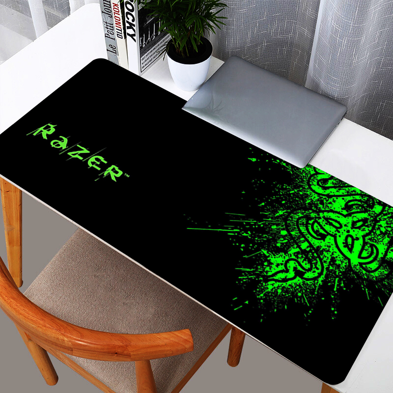 マウスマット RAZER 大型マウスパッドゲーマーキーボードマウスパッド Pc コンピュータデスクマットゲームパッドマウスマット CS GO LOL 900x400