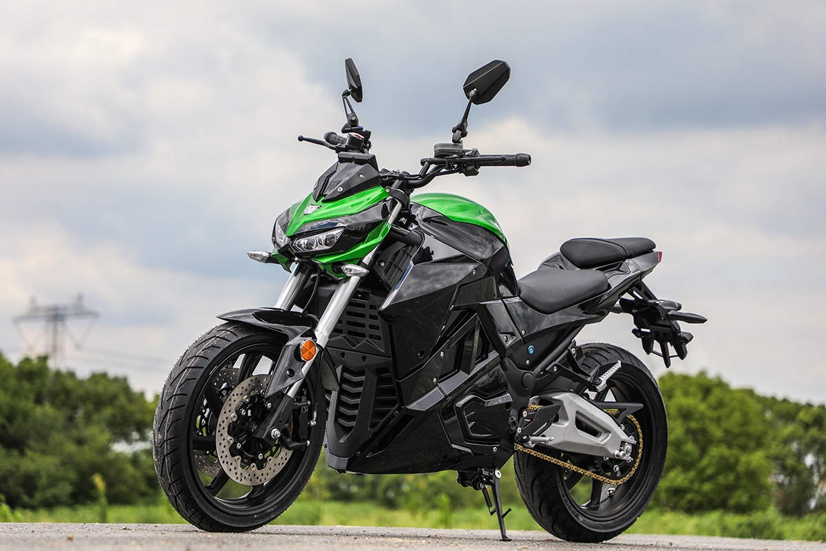 STLF Z1000 72V 8000W 10000W ブラシレスレーシング大人用電動バイク 80km/h 最大速度鉛酸バッテリー 200kg 耐荷重