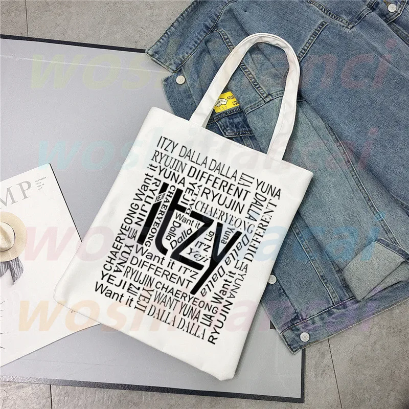 ITZY ロゴ Kpop 韓国ガールグループオルショッパーバッグプリントキャンバストートバッグハンドバッグ女性バッグ原宿ショルダーバッグ