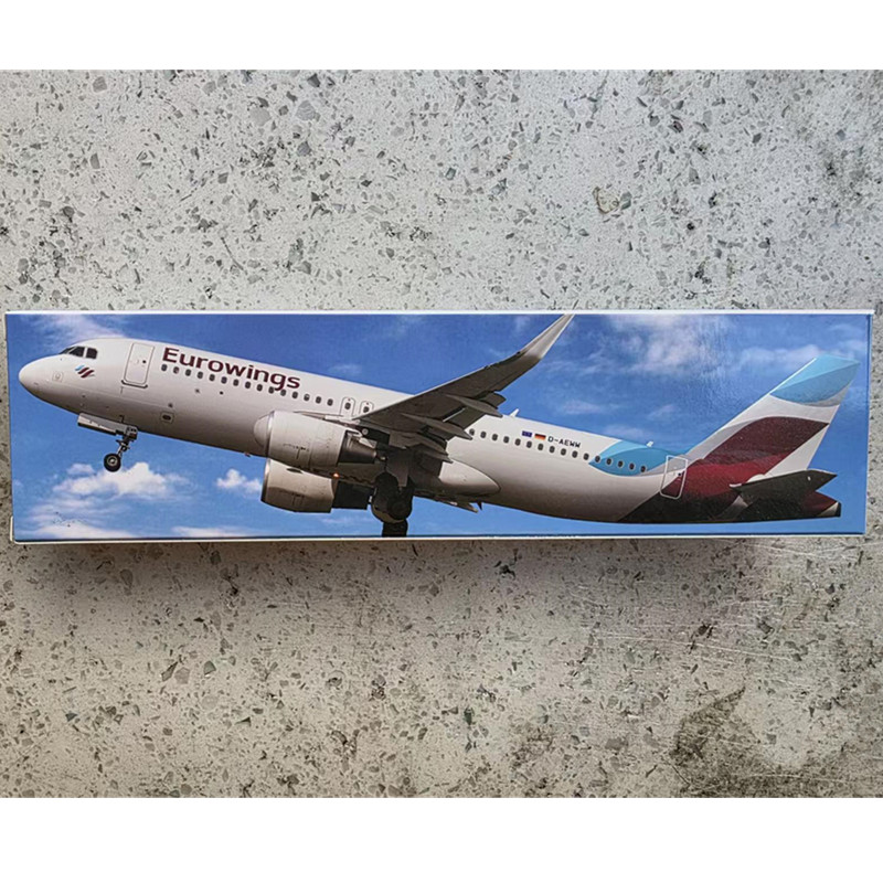 新しい 1:200 スケール A320 ユーロウイングス航空 ABS 飛行機モデルのおもちゃ航空機飛行機アセンブリコレクションディスプレイスタンドギフト