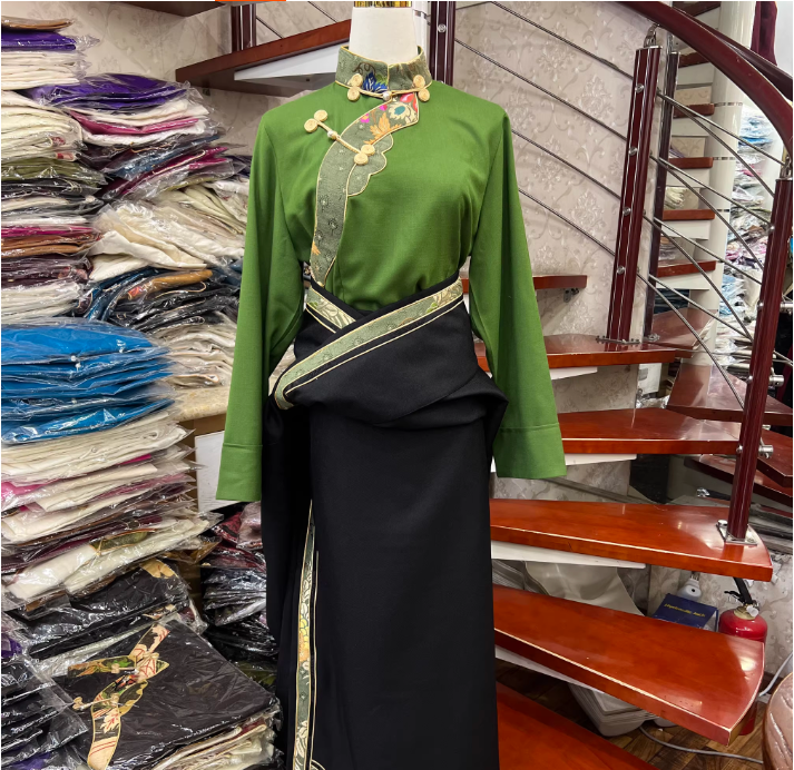 秋のチベットトップと中国風のボタンアップチベット服女性用