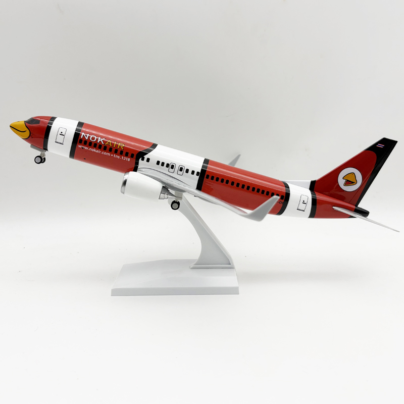 30 センチメートルモデル航空機ノックエア B737-800 シミュレーション樹脂スケール飛行機ホイール付き完成品お土産ギフト本物のグッズ