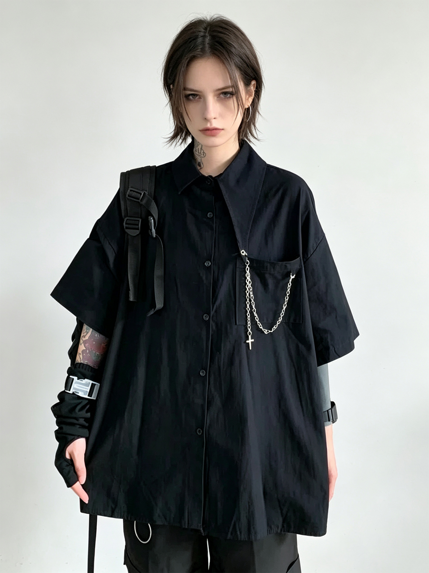 女性の黒ゴシックダークブラウスとシャツヴィンテージカーゴ半袖シャツ Y2k ギャルオーバーサイズシャツコートトップ女性の夏