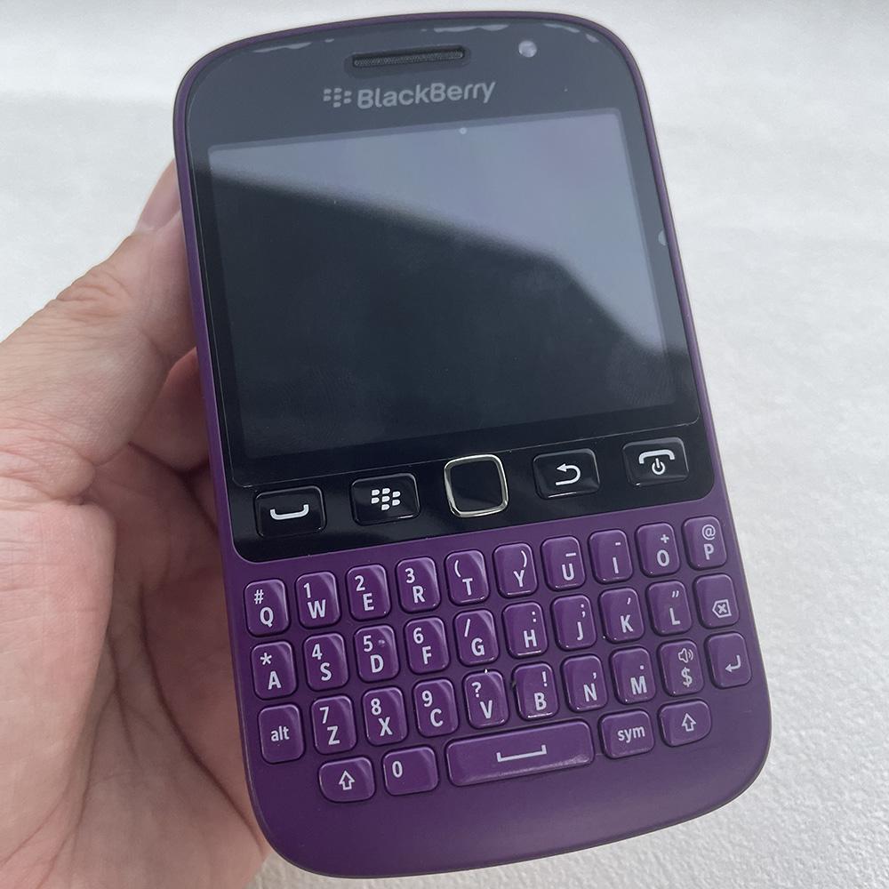 オリジナル Blackberry 9720 2 グラム 3 グラム携帯電話 5MP 2.8 "WiFi ロック解除スマートフォン QWERTY キーボード携帯電話