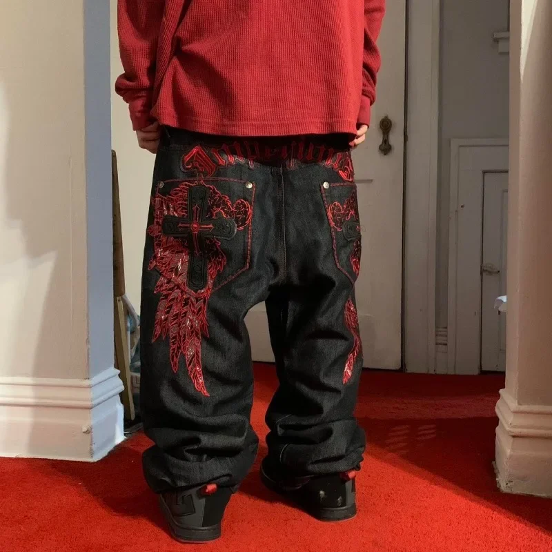 ハイストリートゴシック刺繍男性黒赤パターン Y2K ハイウエストジーンズアメリカンレトロストリートカップルカジュアルパンツ